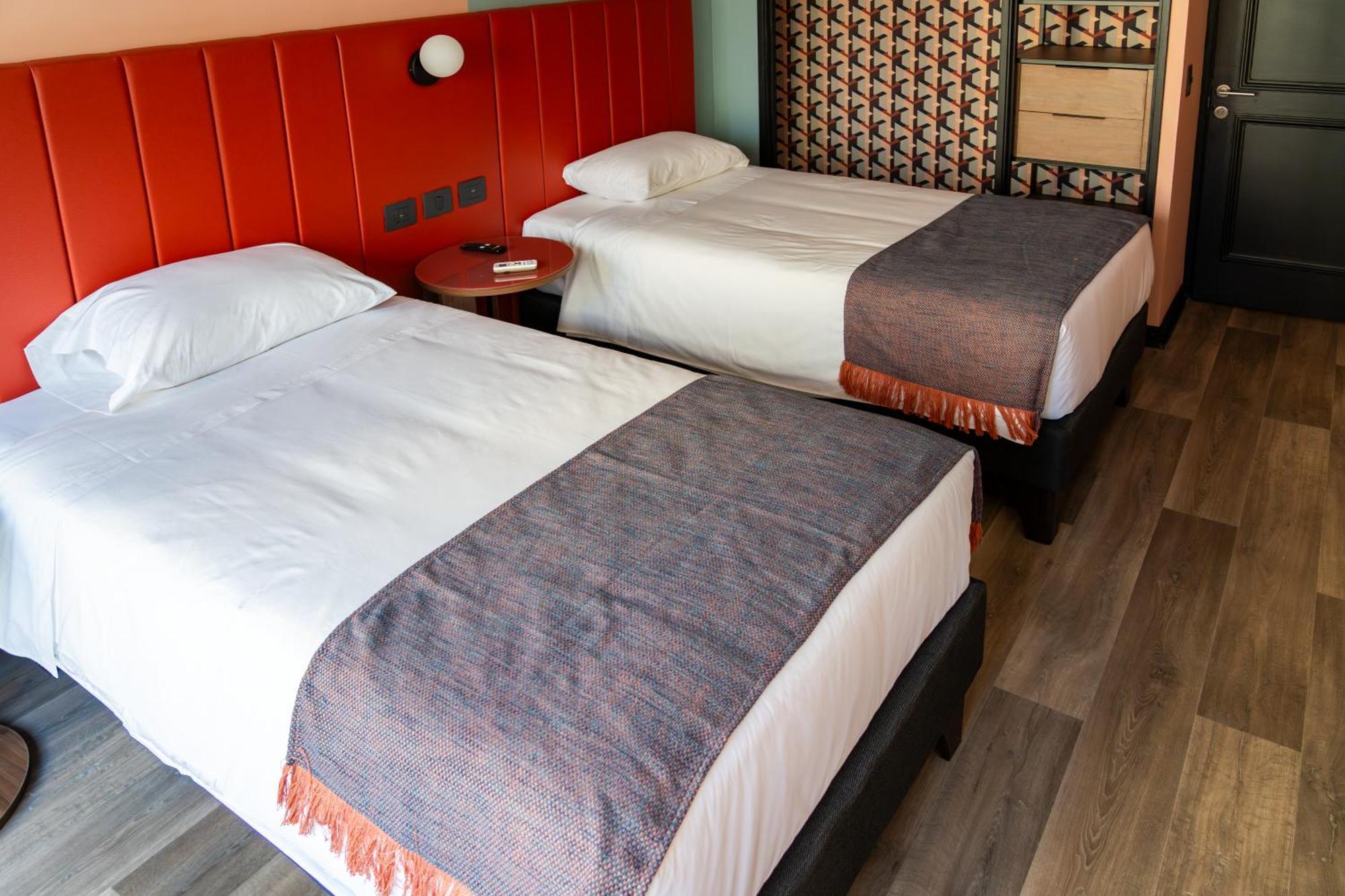 Apt Serviced Apartments Сантяго Екстериор снимка