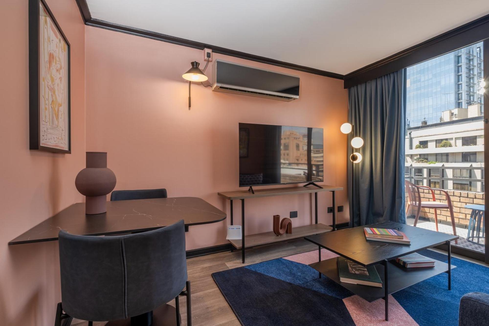 Apt Serviced Apartments Сантяго Екстериор снимка